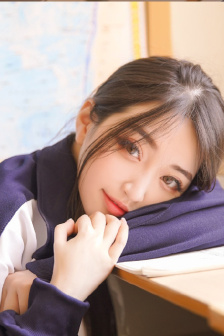 不扣纽的女孩详情介绍